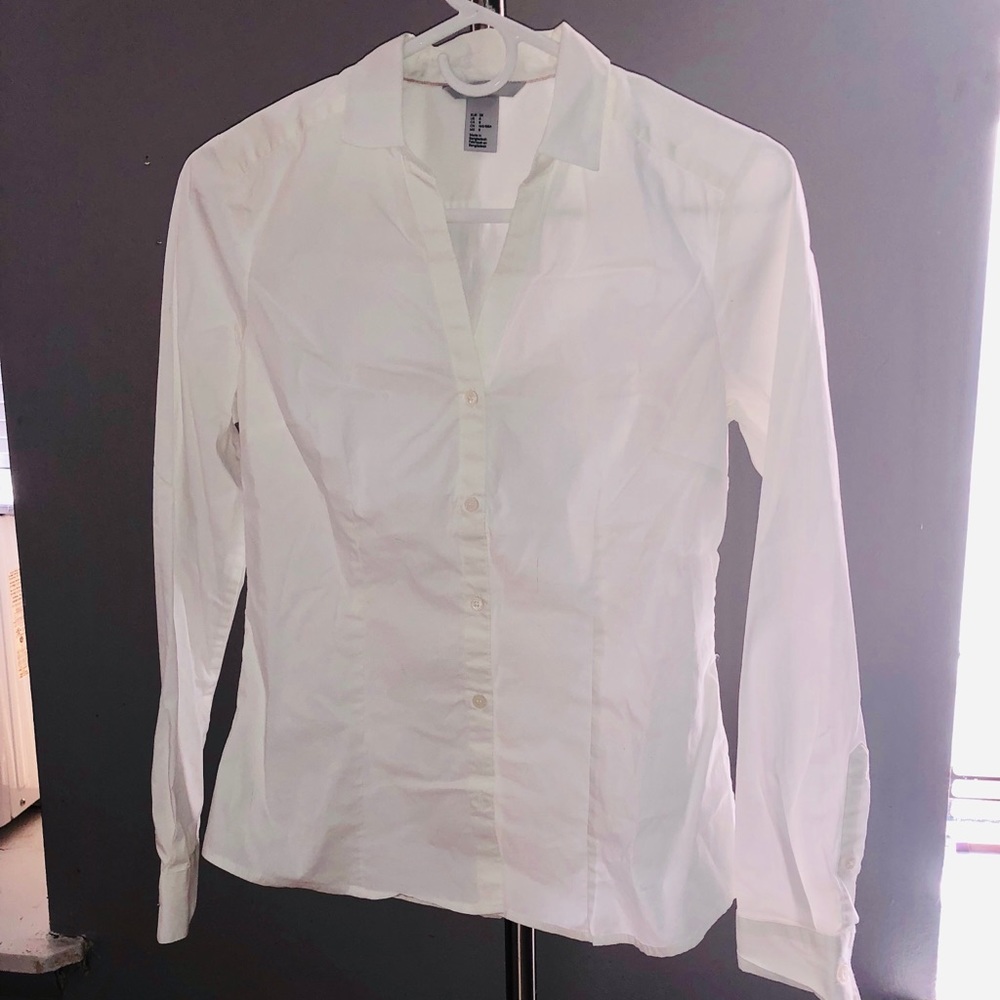 H&M BUTTON COLLAR SHIRT